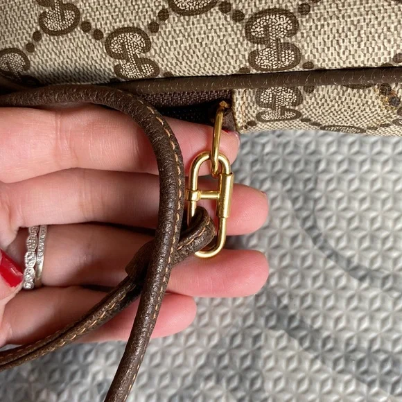 Vintage Gucci shoulder crossbody bag - Picture 9 of 11